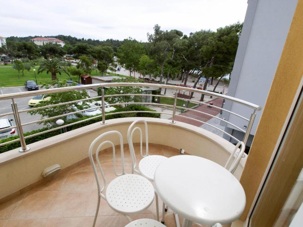 Apartments Villa Bondi Makarska Exterior foto