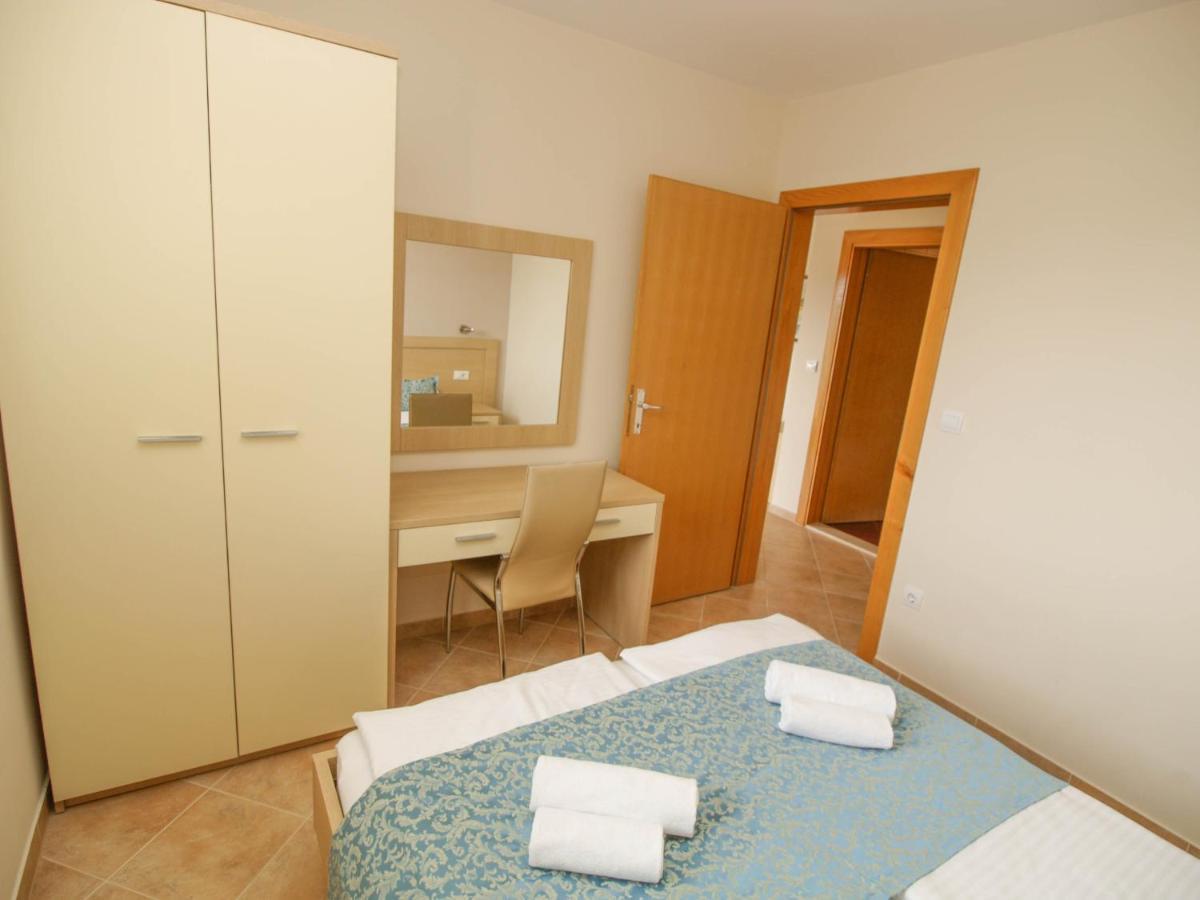 Apartments Villa Bondi Makarska Exterior foto