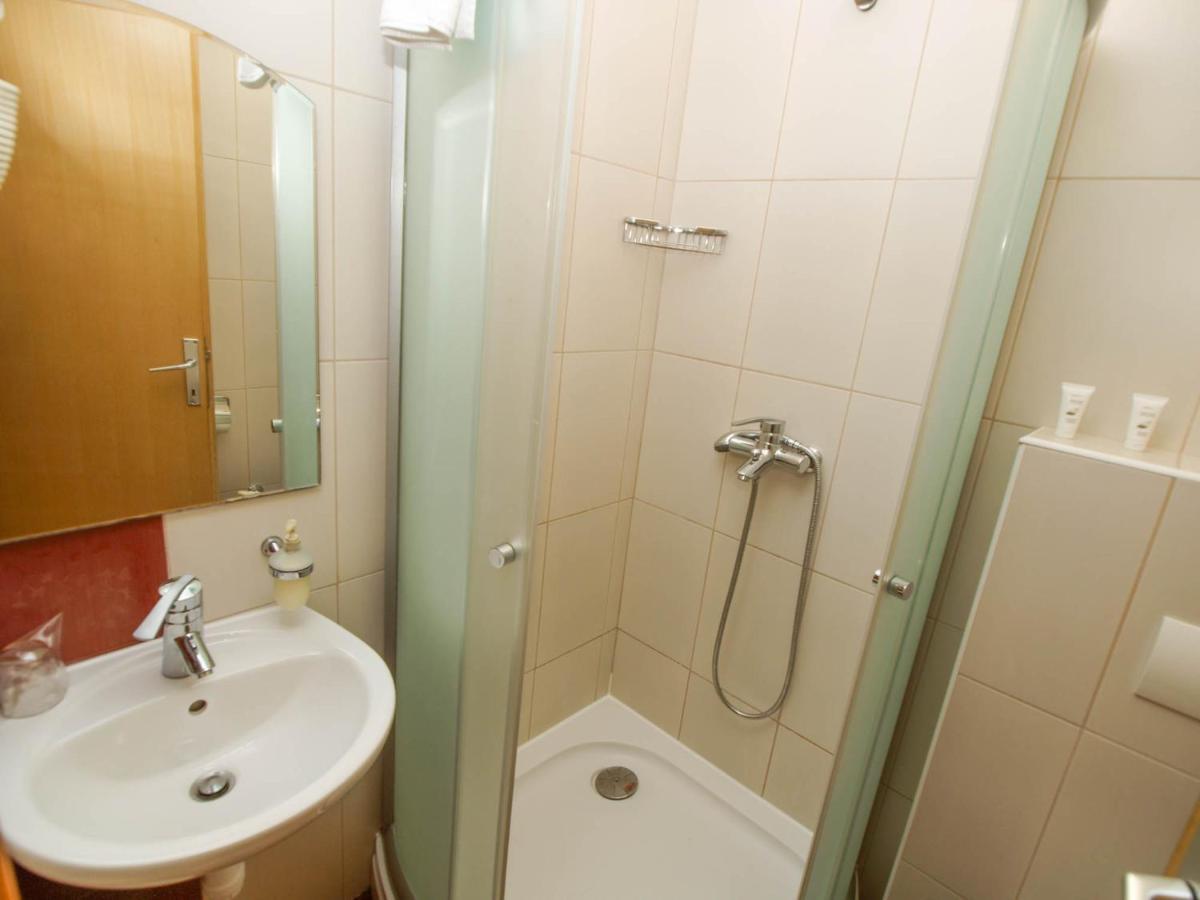 Apartments Villa Bondi Makarska Exterior foto