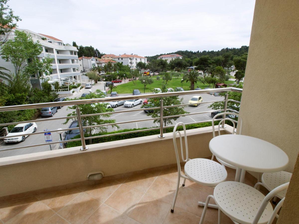 Apartments Villa Bondi Makarska Exterior foto
