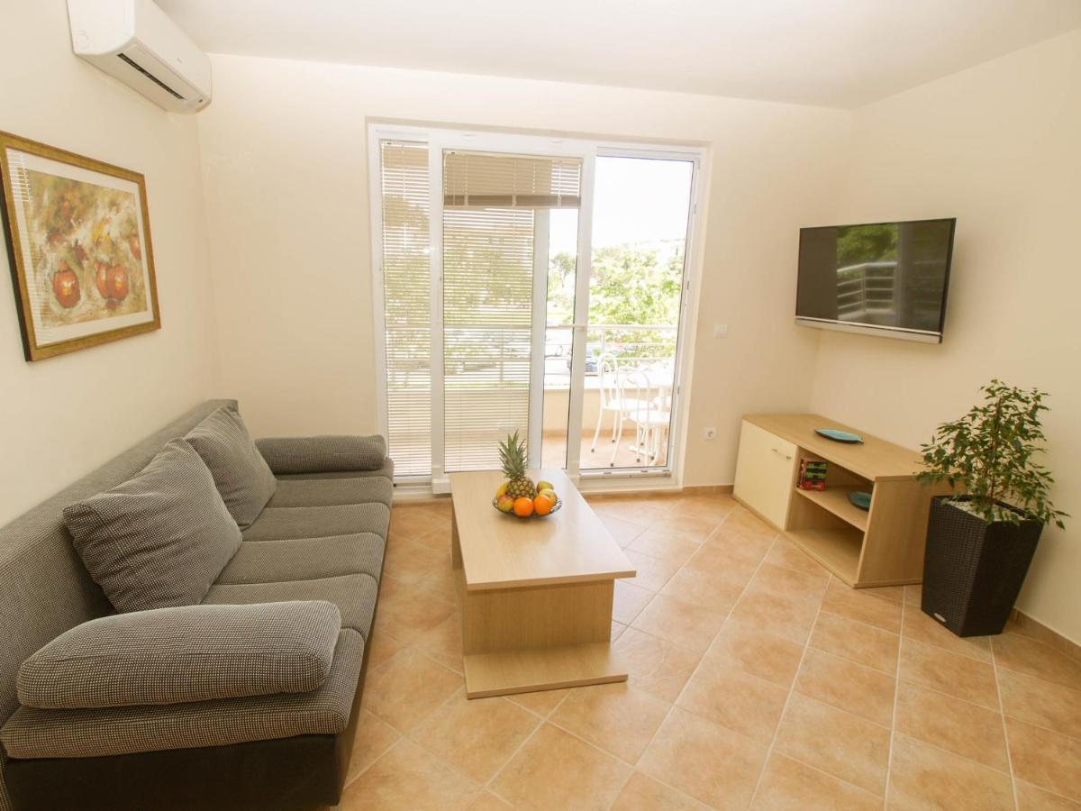 Apartments Villa Bondi Makarska Exterior foto